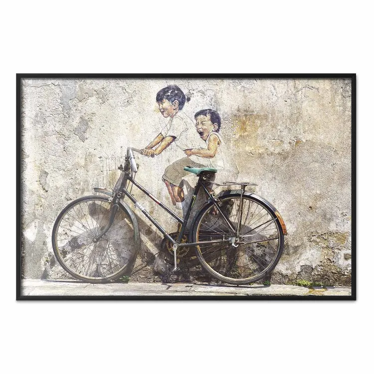 Unbeschwert - Retro-Fahrrad an Wand mit Kindern