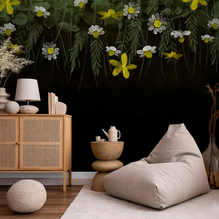 Hausapotheke - Pflanzenmotiv mit weißen Blumen auf Schwarz