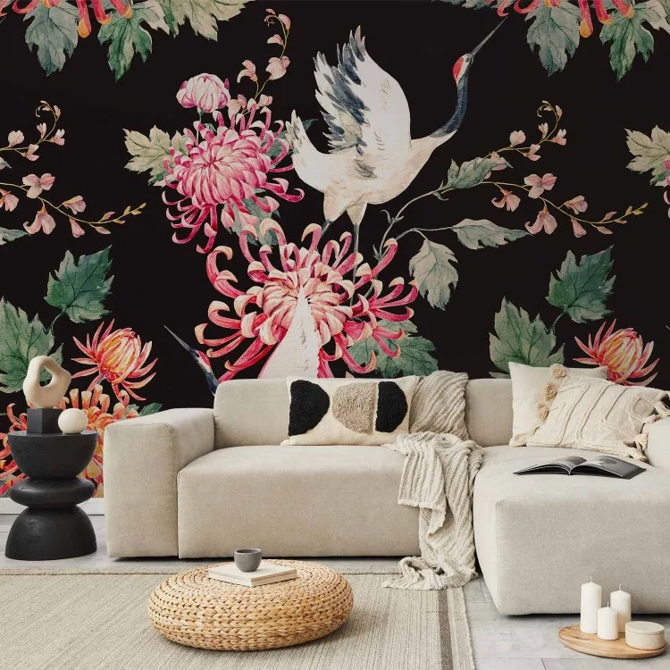 Land der Freiheit - Vogel- und Blumenmotiv auf schwarzem Hintergrund